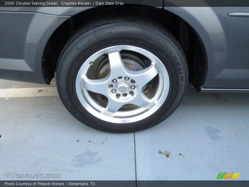 Graphite Metallic / Dark Slate Gray 2005 Chrysler Sebring Sedan