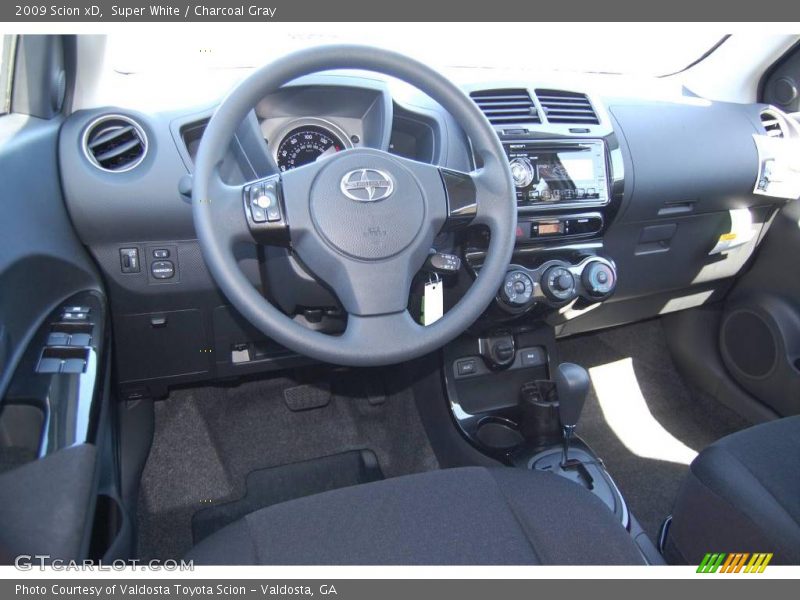 Super White / Charcoal Gray 2009 Scion xD