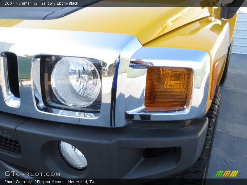Yellow / Ebony Black 2007 Hummer H3