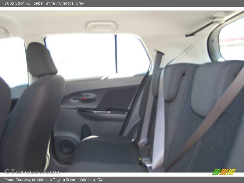 Super White / Charcoal Gray 2009 Scion xD