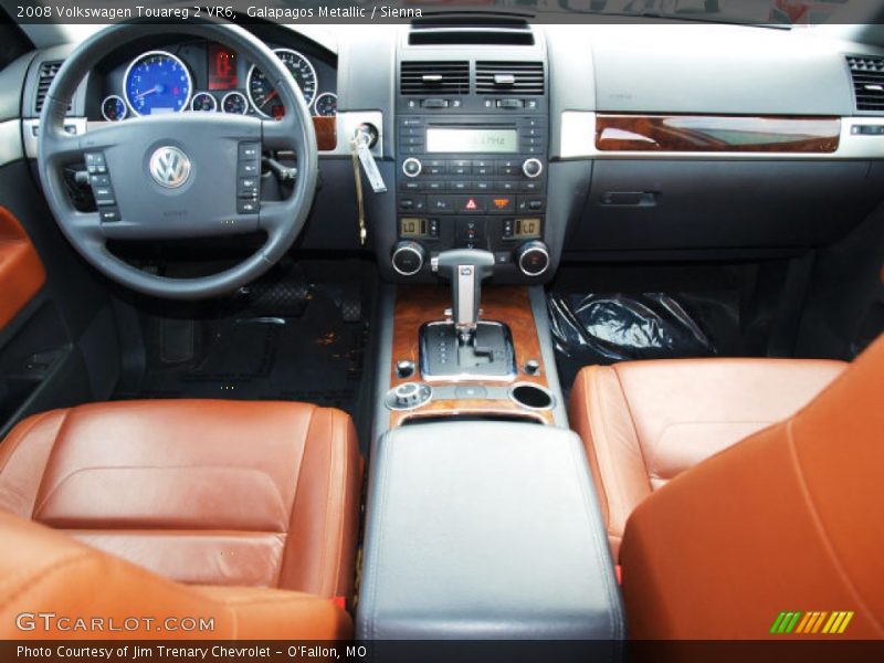 Galapagos Metallic / Sienna 2008 Volkswagen Touareg 2 VR6