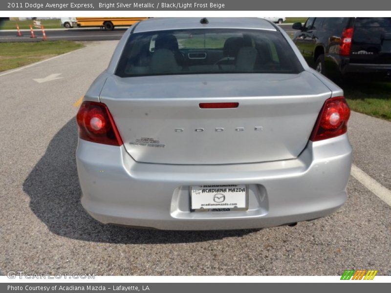 Bright Silver Metallic / Black/Light Frost Beige 2011 Dodge Avenger Express