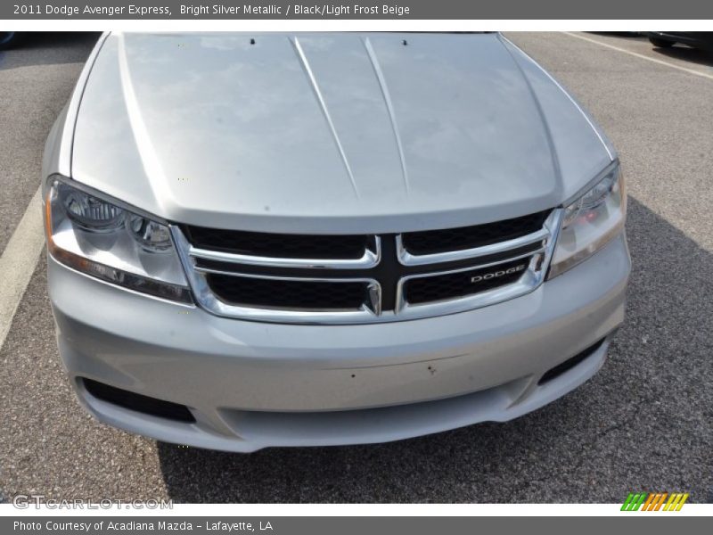 Bright Silver Metallic / Black/Light Frost Beige 2011 Dodge Avenger Express