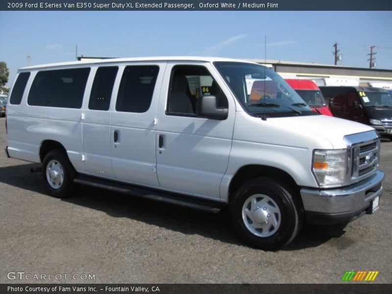 Oxford White / Medium Flint 2009 Ford E Series Van E350 Super Duty XL Extended Passenger