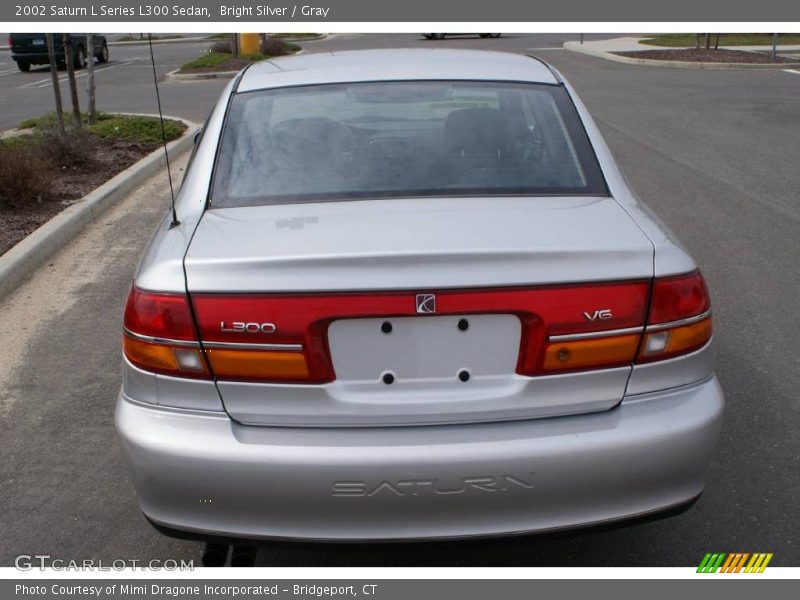 Bright Silver / Gray 2002 Saturn L Series L300 Sedan