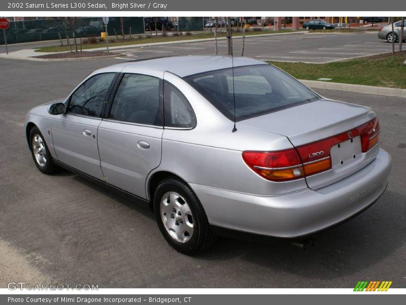 Bright Silver / Gray 2002 Saturn L Series L300 Sedan