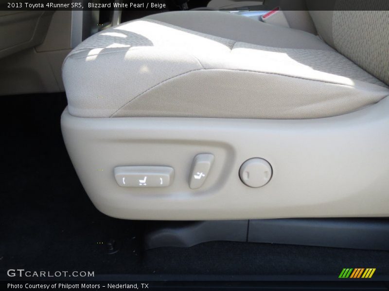 Blizzard White Pearl / Beige 2013 Toyota 4Runner SR5