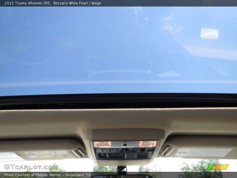 Blizzard White Pearl / Beige 2013 Toyota 4Runner SR5