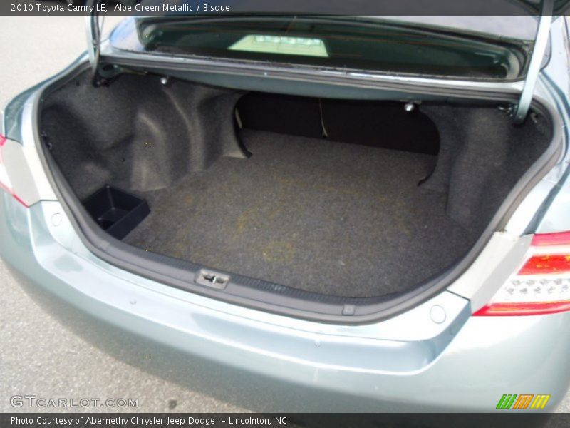 Aloe Green Metallic / Bisque 2010 Toyota Camry LE