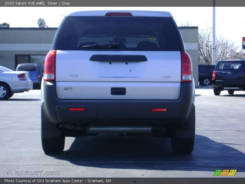Silver / Gray 2003 Saturn VUE AWD