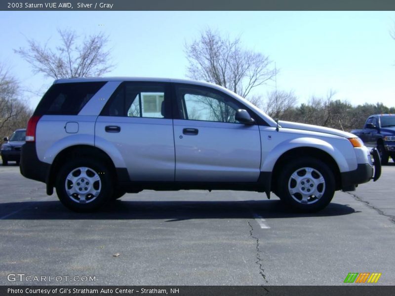 Silver / Gray 2003 Saturn VUE AWD