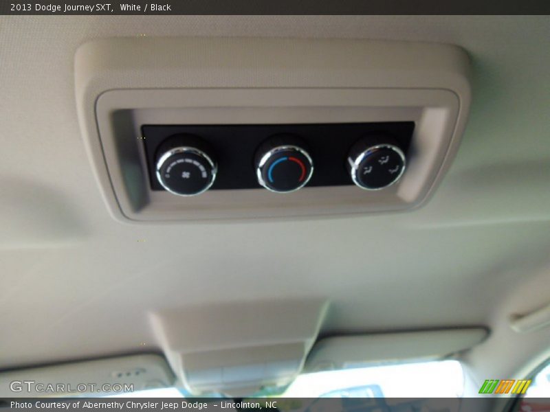 White / Black 2013 Dodge Journey SXT