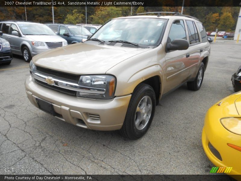 Sandstone Metallic / Light Cashmere/Ebony 2007 Chevrolet TrailBlazer LS 4x4