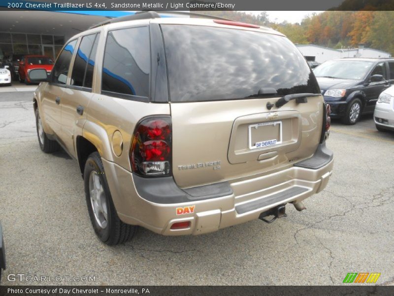 Sandstone Metallic / Light Cashmere/Ebony 2007 Chevrolet TrailBlazer LS 4x4