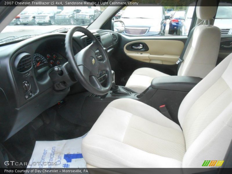 Front Seat of 2007 TrailBlazer LS 4x4