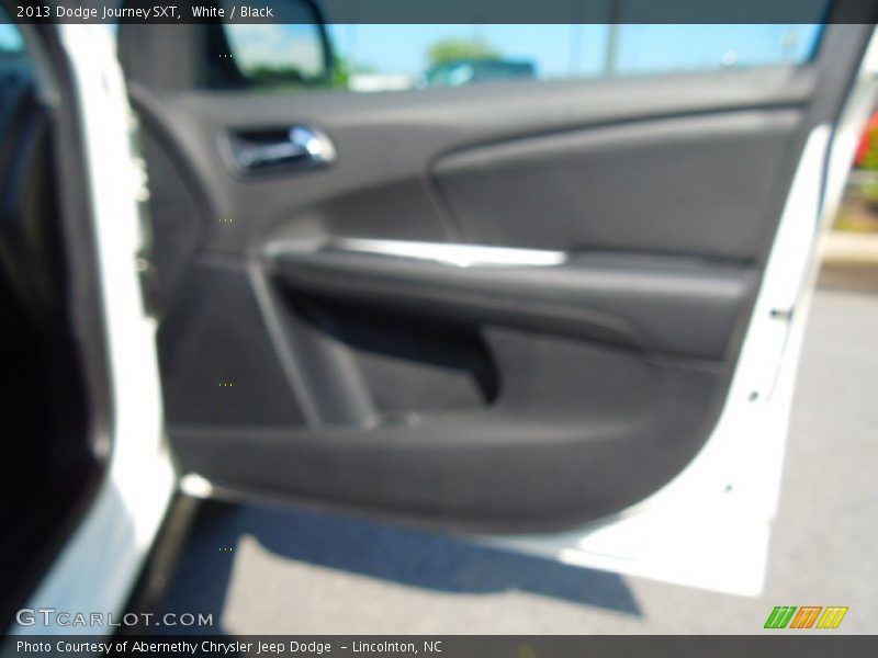 White / Black 2013 Dodge Journey SXT