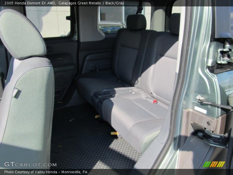 Galapagos Green Metallic / Black/Gray 2005 Honda Element EX AWD