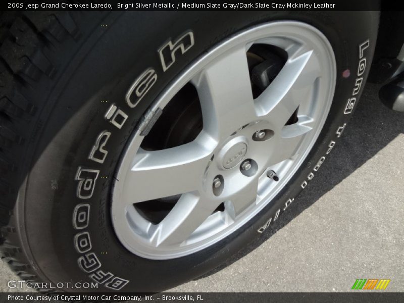 Bright Silver Metallic / Medium Slate Gray/Dark Slate Gray Mckinley Leather 2009 Jeep Grand Cherokee Laredo
