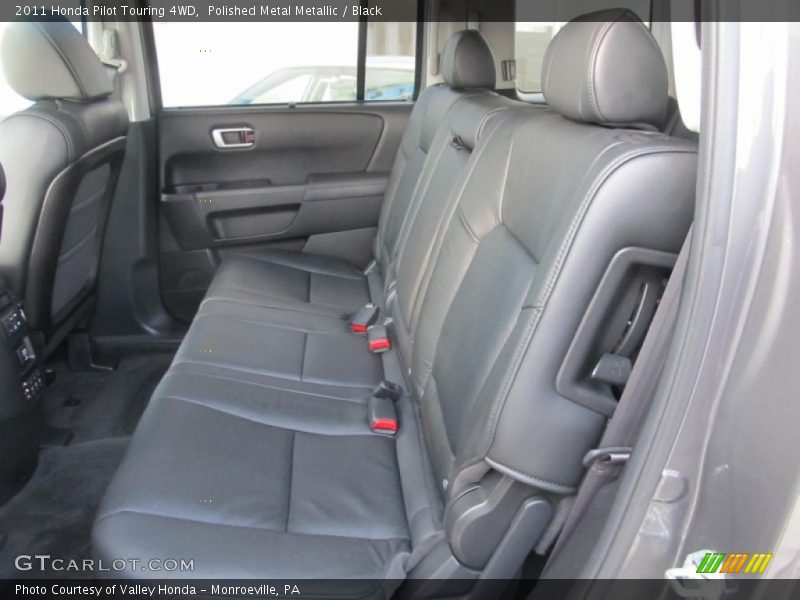 Polished Metal Metallic / Black 2011 Honda Pilot Touring 4WD
