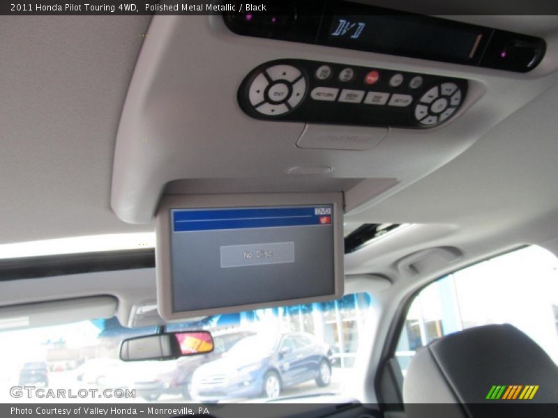 Polished Metal Metallic / Black 2011 Honda Pilot Touring 4WD