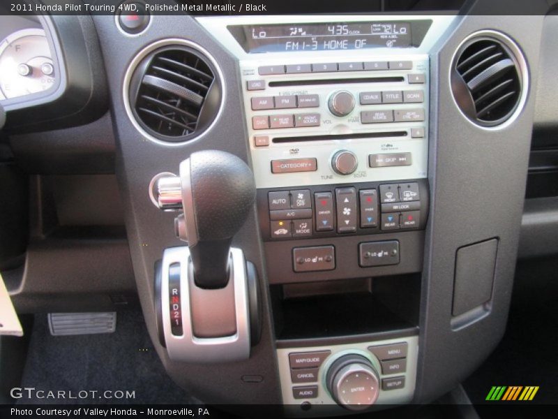 Polished Metal Metallic / Black 2011 Honda Pilot Touring 4WD