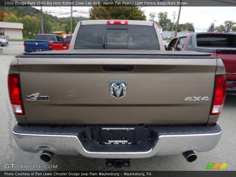 Austin Tan Pearl / Light Pebble Beige/Bark Brown 2009 Dodge Ram 1500 Big Horn Edition Crew Cab 4x4