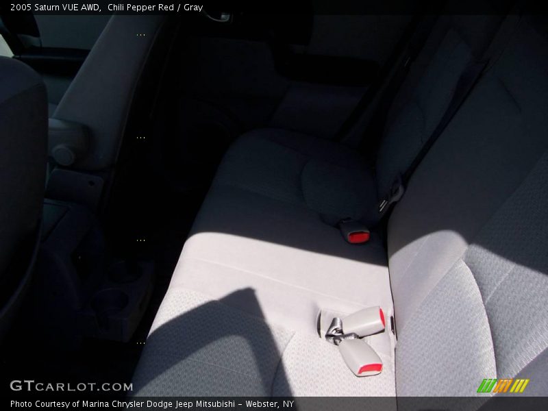 Chili Pepper Red / Gray 2005 Saturn VUE AWD