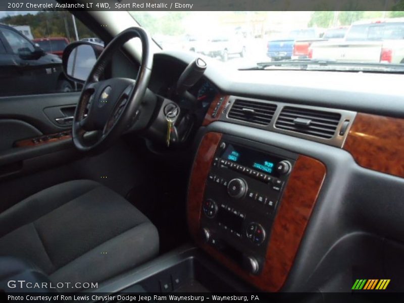 Sport Red Metallic / Ebony 2007 Chevrolet Avalanche LT 4WD