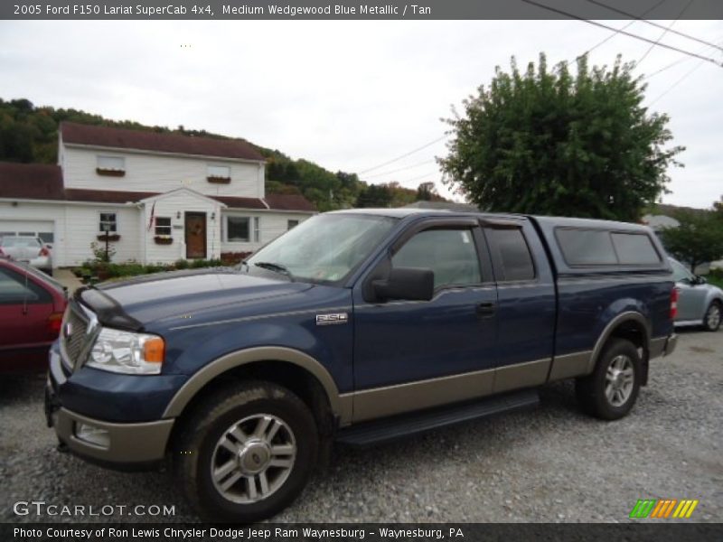 Medium Wedgewood Blue Metallic / Tan 2005 Ford F150 Lariat SuperCab 4x4