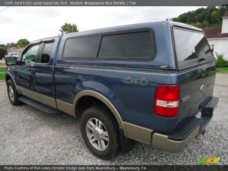 Medium Wedgewood Blue Metallic / Tan 2005 Ford F150 Lariat SuperCab 4x4