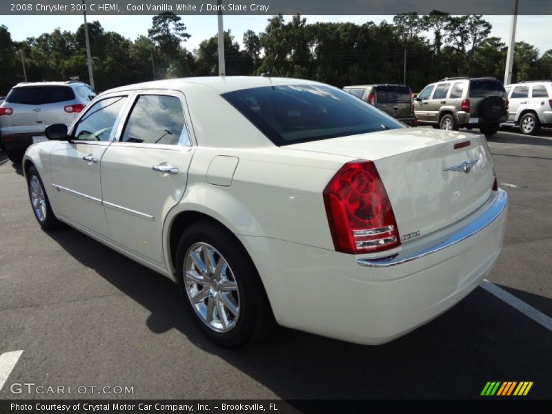 Cool Vanilla White / Dark Slate Gray 2008 Chrysler 300 C HEMI