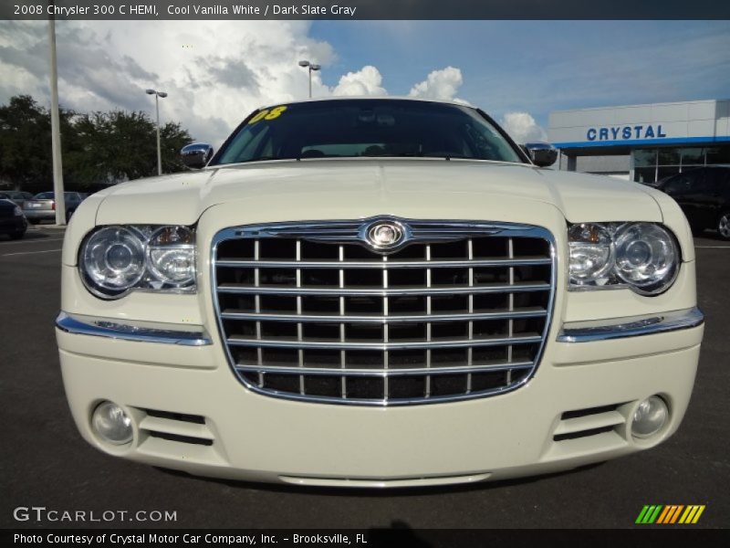 Cool Vanilla White / Dark Slate Gray 2008 Chrysler 300 C HEMI