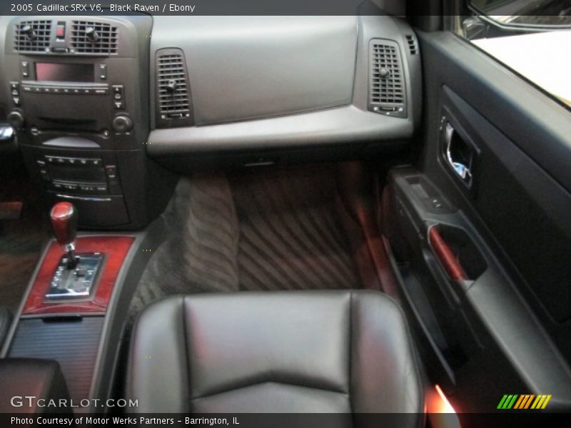 Black Raven / Ebony 2005 Cadillac SRX V6