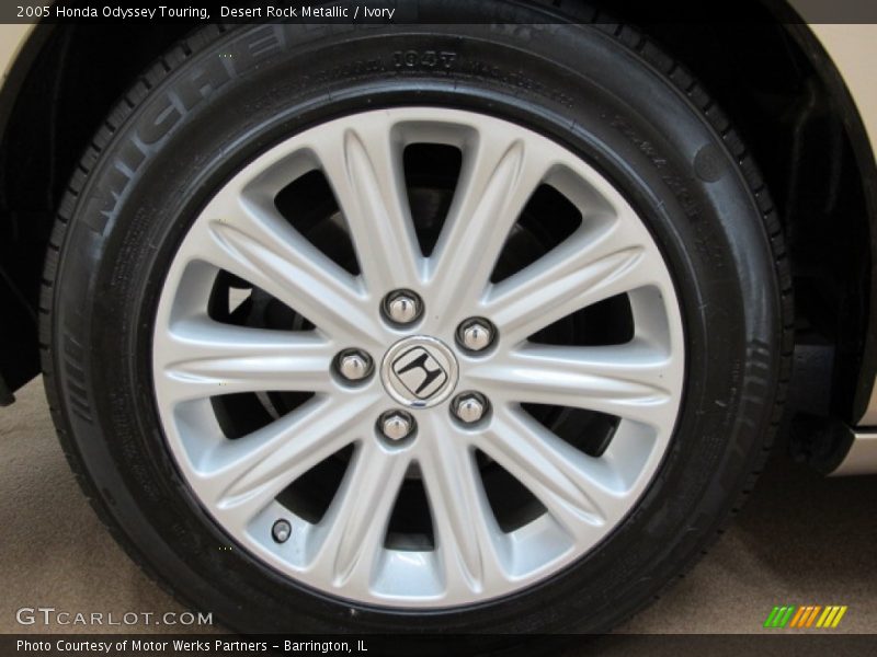 Desert Rock Metallic / Ivory 2005 Honda Odyssey Touring