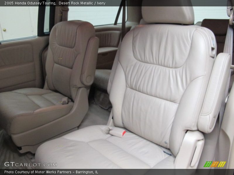Desert Rock Metallic / Ivory 2005 Honda Odyssey Touring