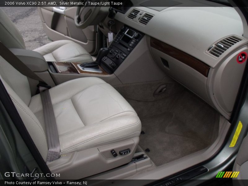 Silver Metallic / Taupe/Light Taupe 2006 Volvo XC90 2.5T AWD