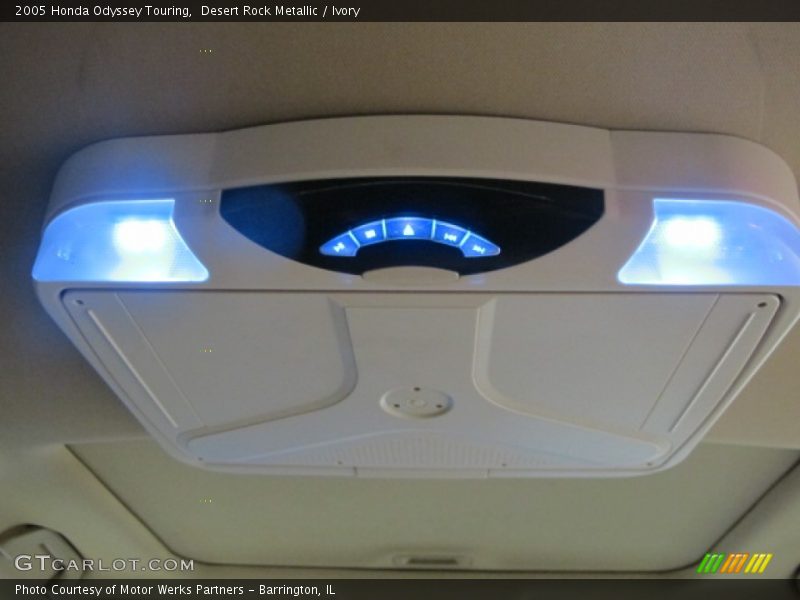 Desert Rock Metallic / Ivory 2005 Honda Odyssey Touring
