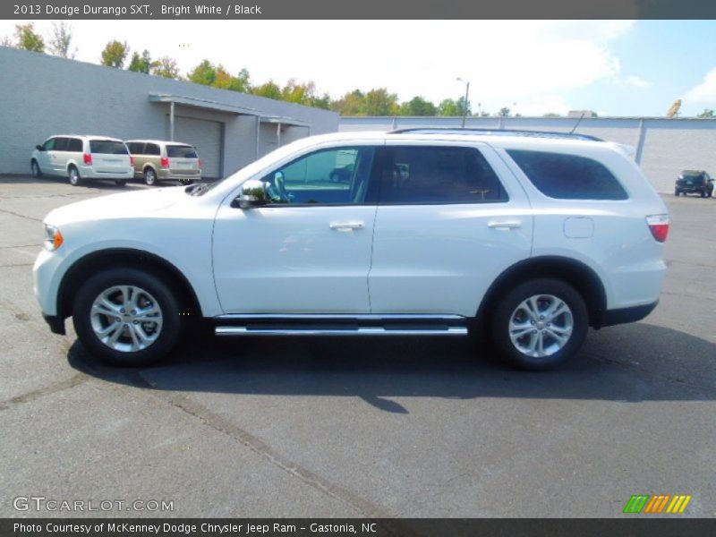 Bright White / Black 2013 Dodge Durango SXT