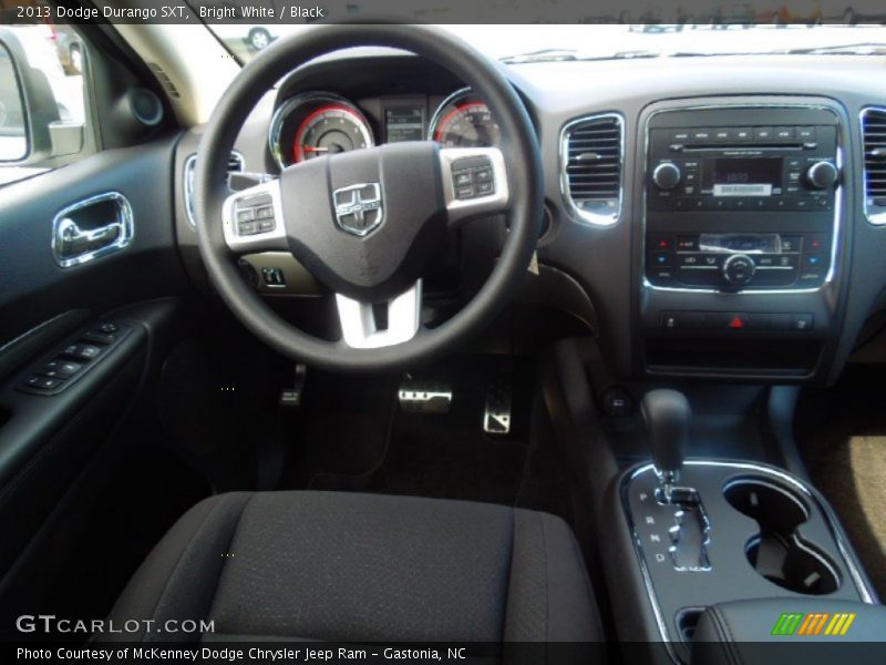Bright White / Black 2013 Dodge Durango SXT