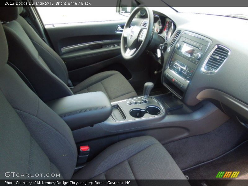 Bright White / Black 2013 Dodge Durango SXT