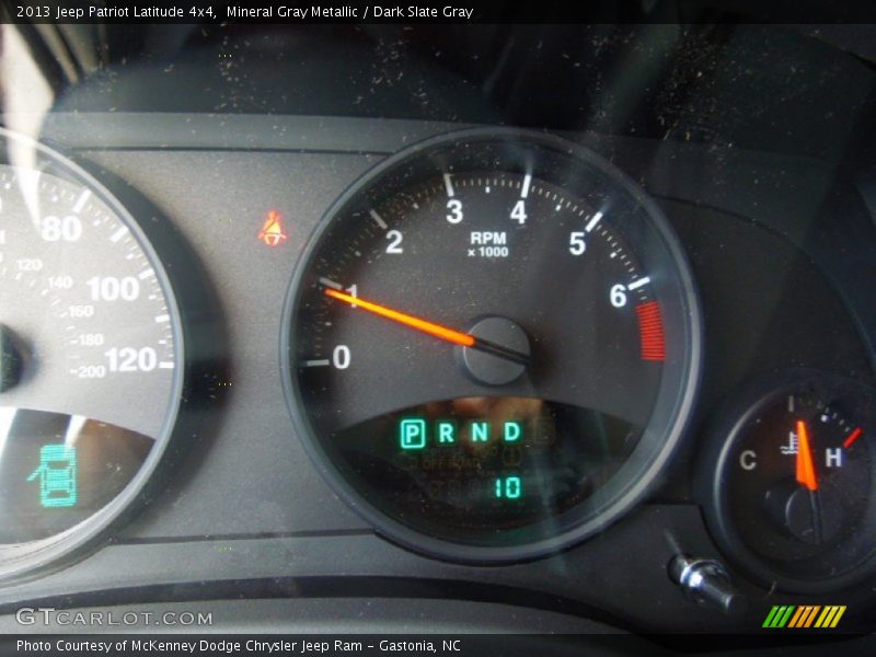 Mineral Gray Metallic / Dark Slate Gray 2013 Jeep Patriot Latitude 4x4