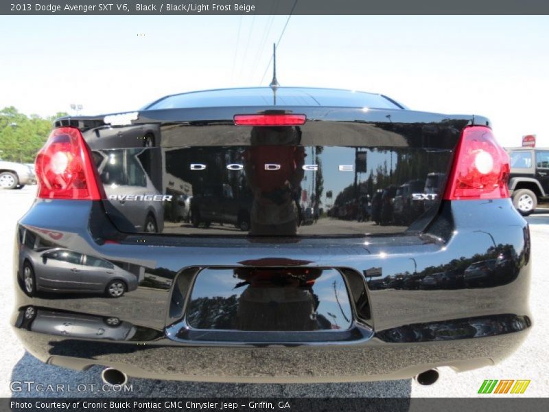 Black / Black/Light Frost Beige 2013 Dodge Avenger SXT V6