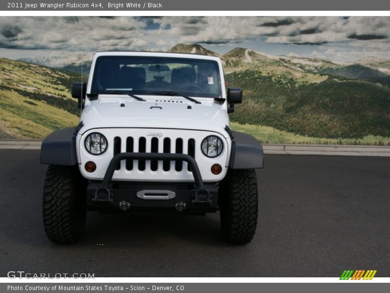 Bright White / Black 2011 Jeep Wrangler Rubicon 4x4