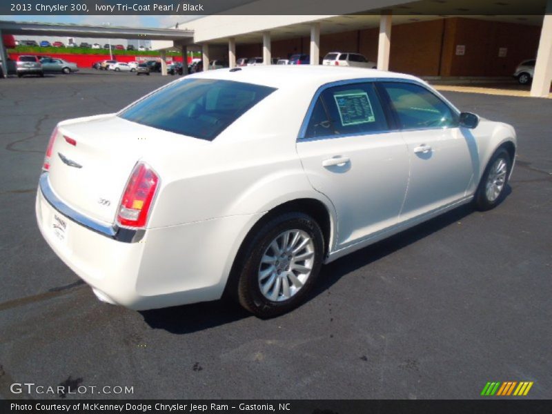  2013 300  Ivory Tri-Coat Pearl