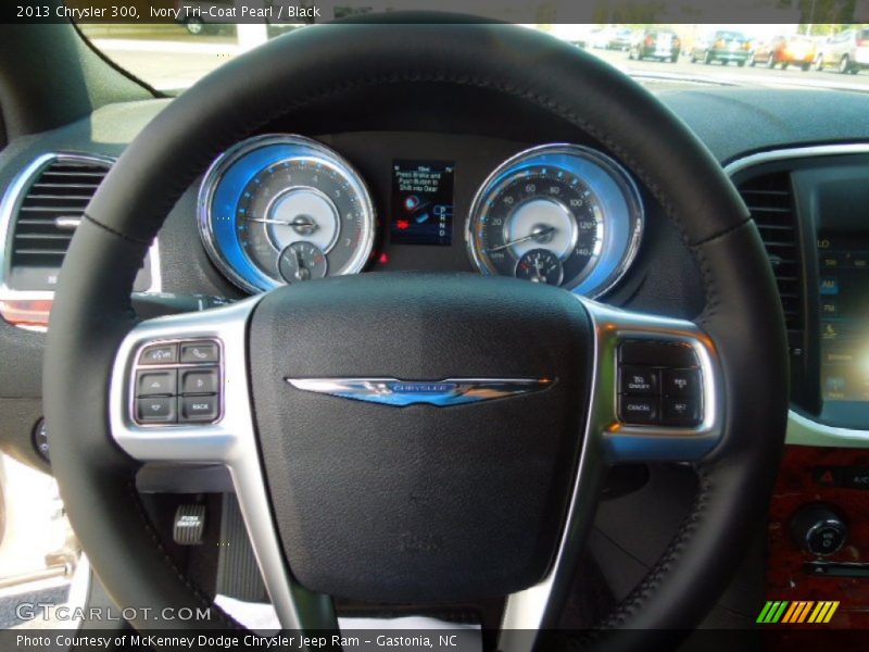  2013 300  Steering Wheel