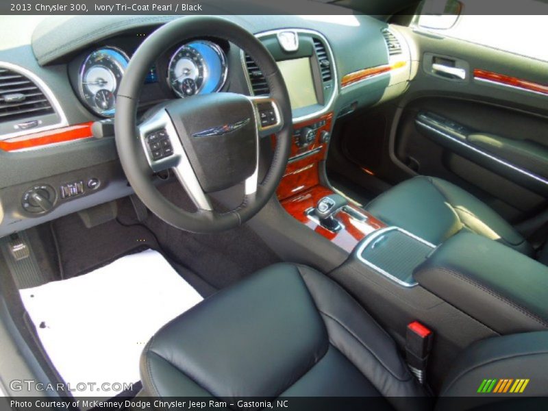 Black Interior - 2013 300  