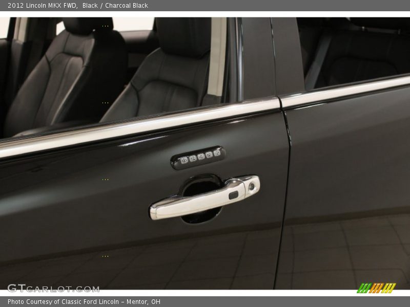 Black / Charcoal Black 2012 Lincoln MKX FWD