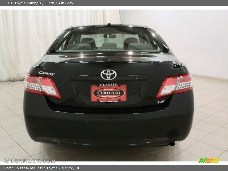 Black / Ash Gray 2010 Toyota Camry LE