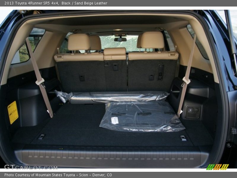 Black / Sand Beige Leather 2013 Toyota 4Runner SR5 4x4