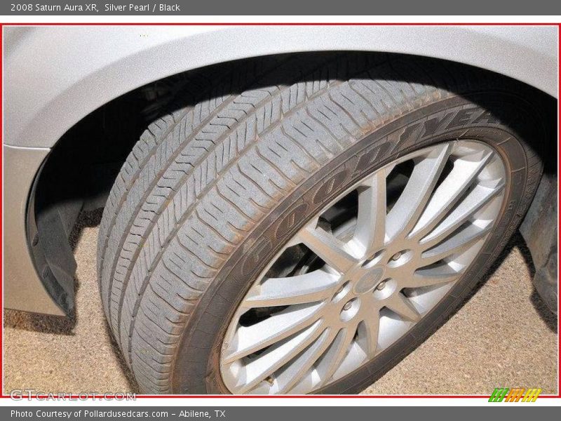 Silver Pearl / Black 2008 Saturn Aura XR